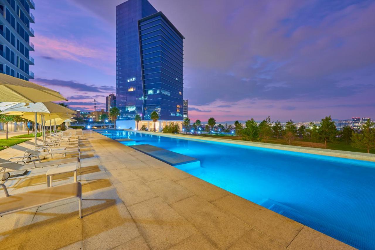 Park Life Queretaro Aparthotel Ngoại thất bức ảnh