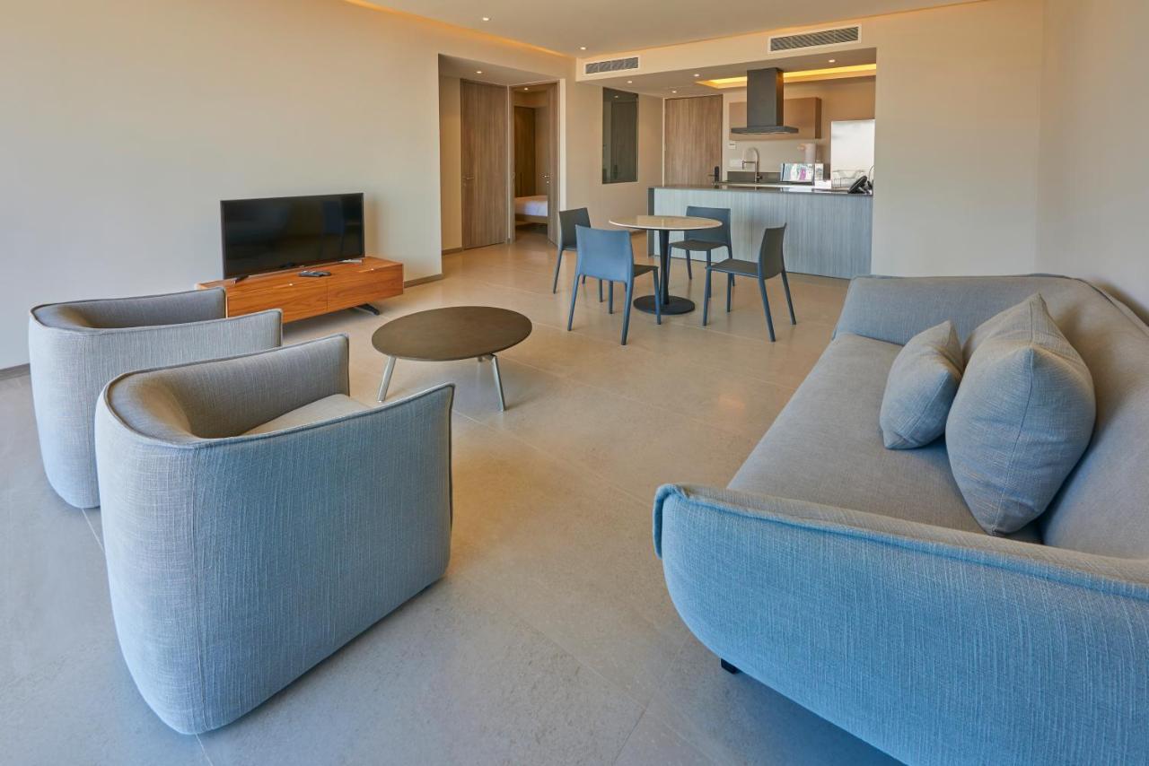 Park Life Queretaro Aparthotel Ngoại thất bức ảnh