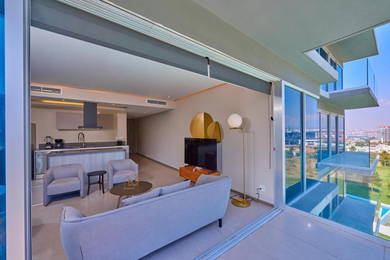 Park Life Queretaro Aparthotel Ngoại thất bức ảnh