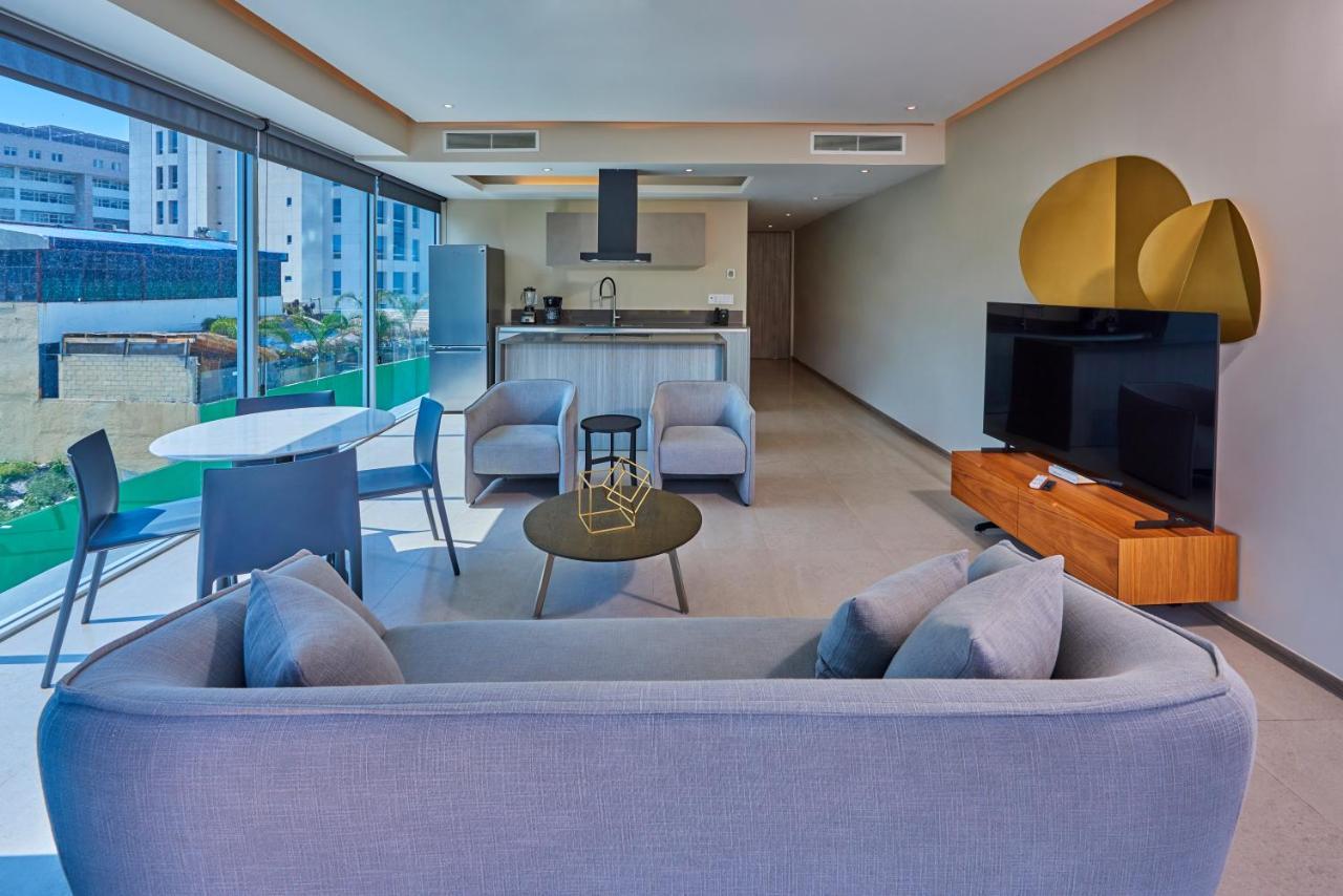Park Life Queretaro Aparthotel Ngoại thất bức ảnh